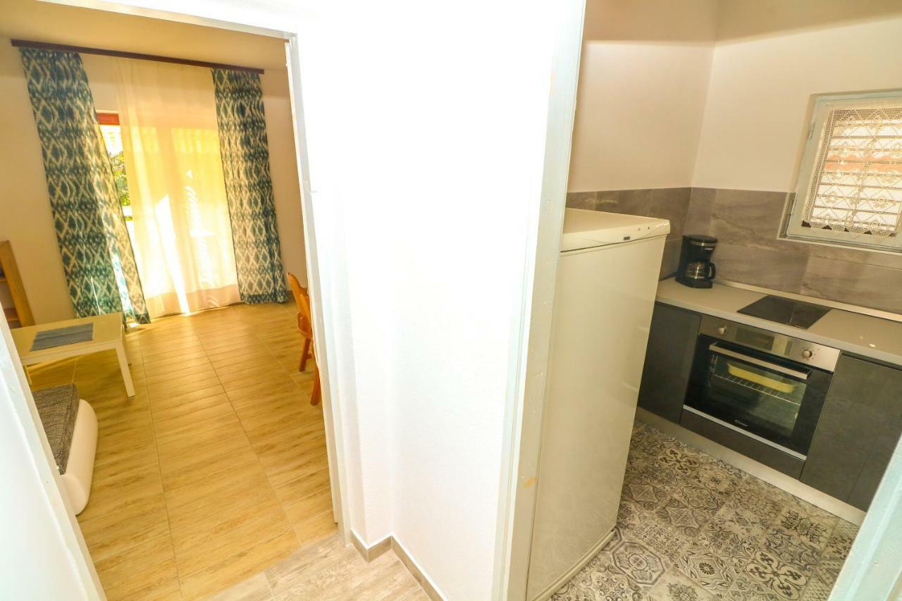Apartments Reljic With Terrace Baška Exteriér fotografie
