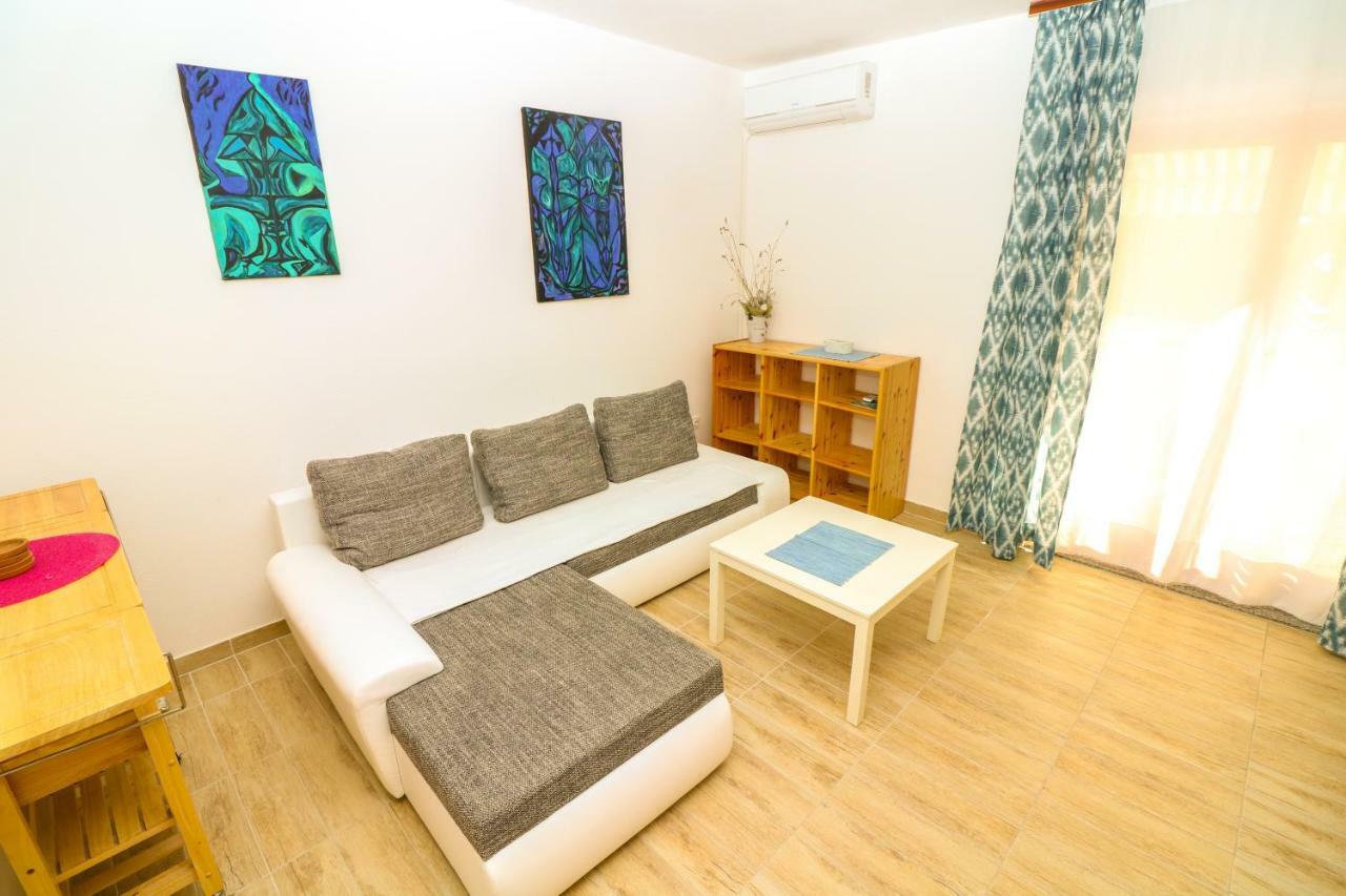 Apartments Reljic With Terrace Baška Exteriér fotografie