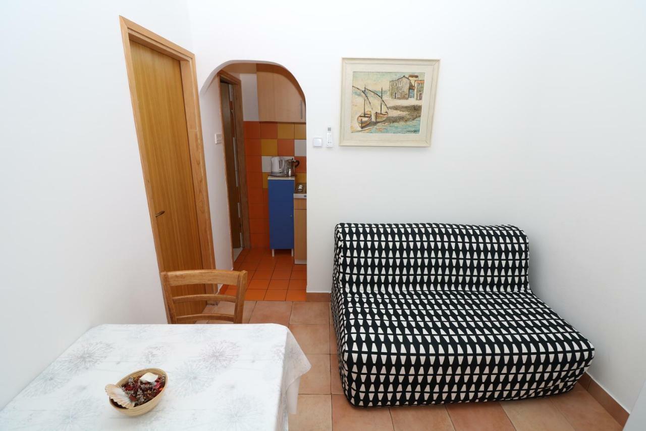 Apartments Reljic With Terrace Baška Exteriér fotografie
